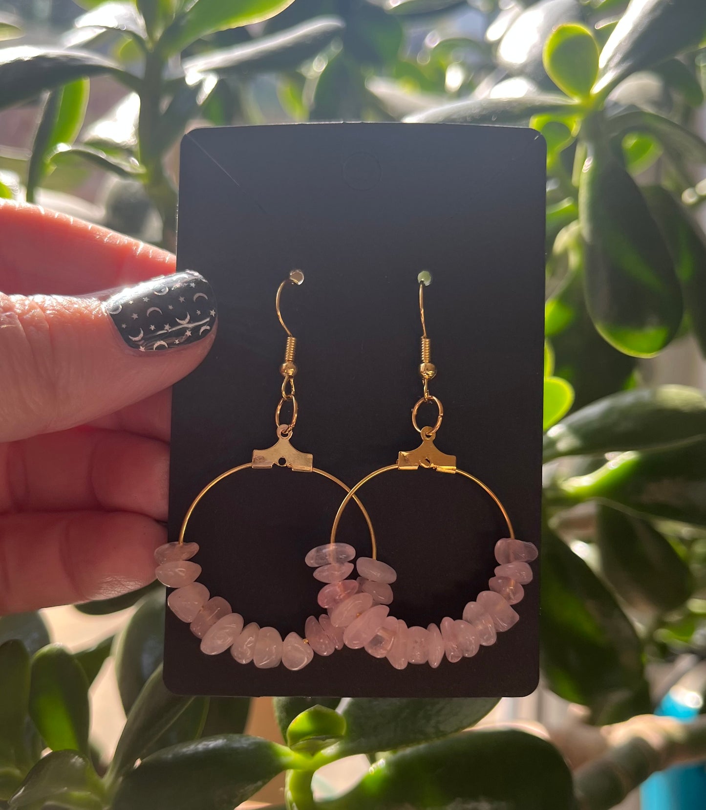 Crystal Chip Hoop Earrings (gold)