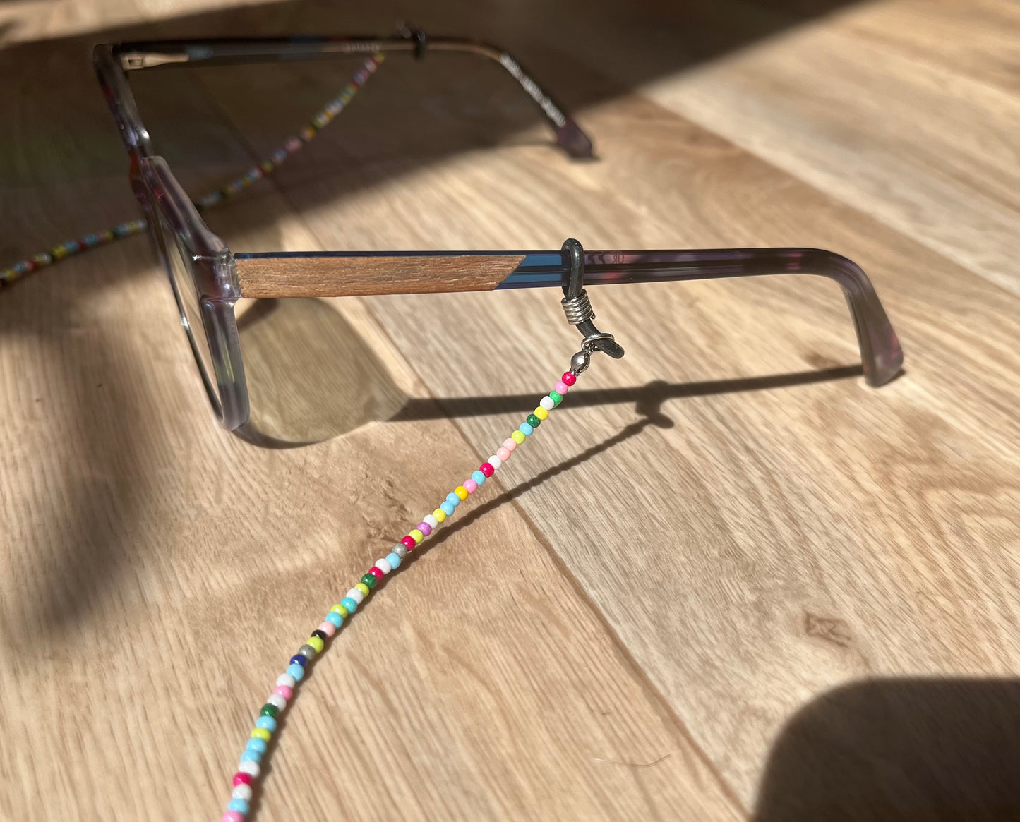 Multicoloured Glasses Chain