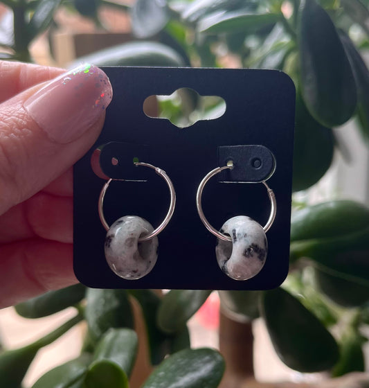 925 Sterling Silver Hoop Earrings with Kiwi Jasper Beads