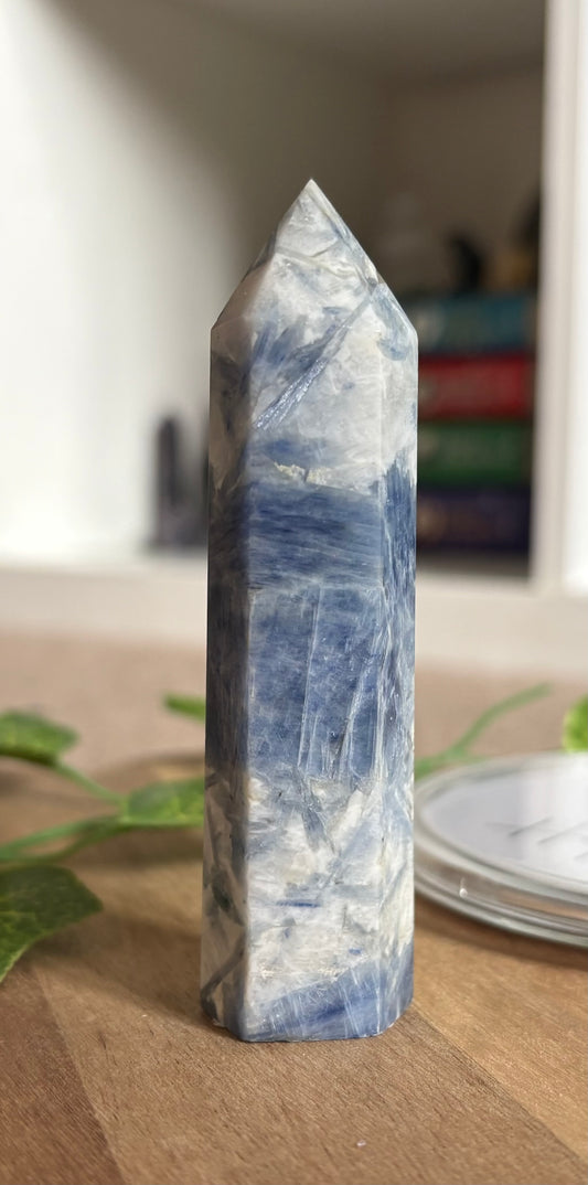 Blue Kyanite Crystal Tower – 9 cm
