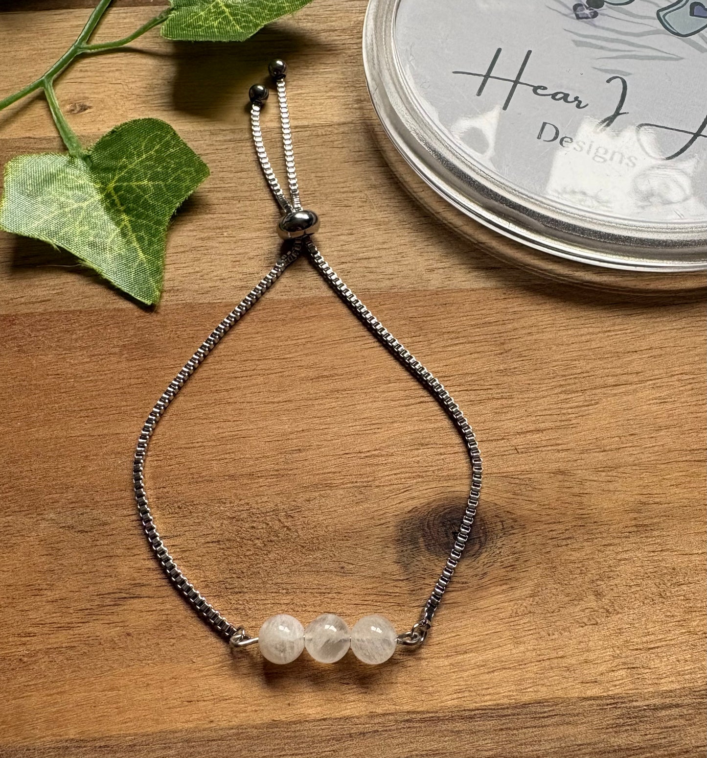 ✨ Easy-Wear Slider Bracelet – Effortless, Independent Wear