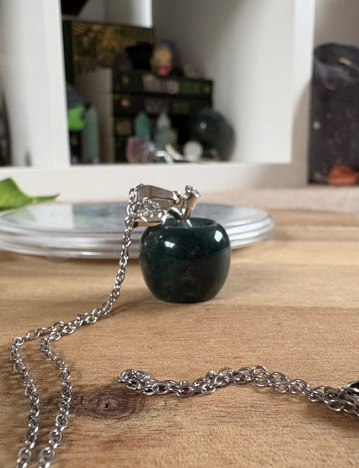 Crystal Apple Pendant – Lepidolite or Moss Agate